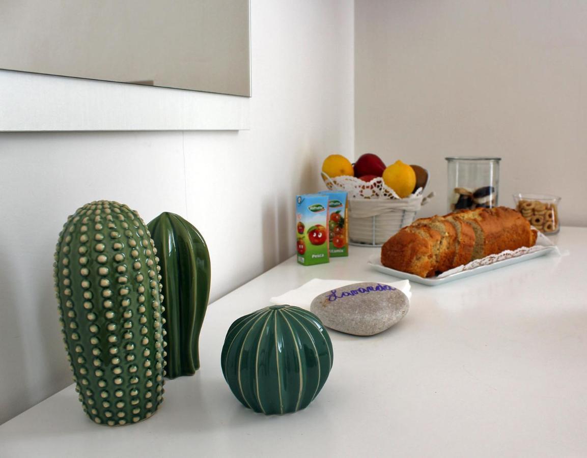 Dimora De Brado Bed and Breakfast Trani Esterno foto