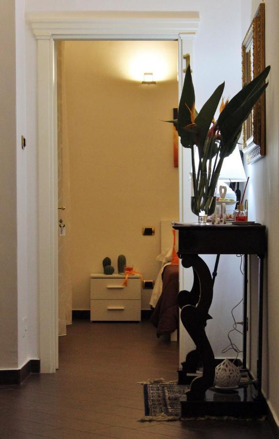 Dimora De Brado Bed and Breakfast Trani Esterno foto