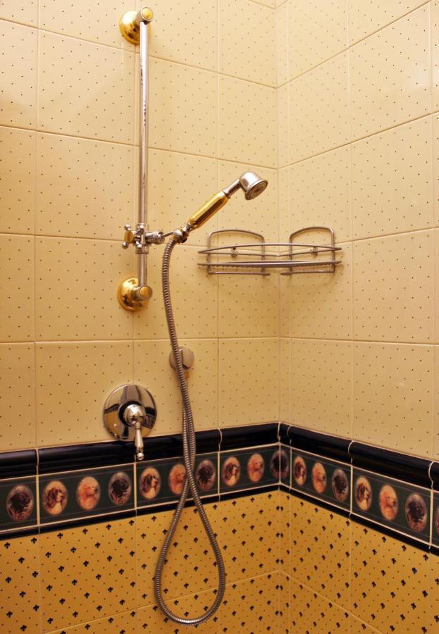 Dimora De Brado Bed and Breakfast Trani Esterno foto