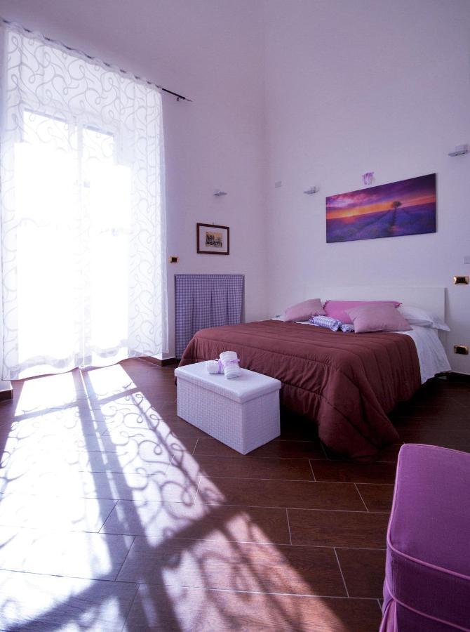 Dimora De Brado Bed and Breakfast Trani Esterno foto